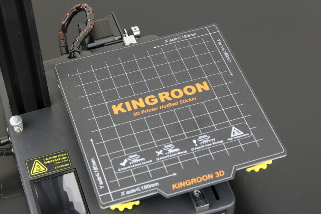 Kingroon-KP3S-Magnetic-Heatbed