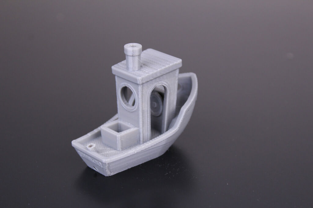 3D-Benchy-printed-on-Bluer-Plus-Out-of-the-box-4