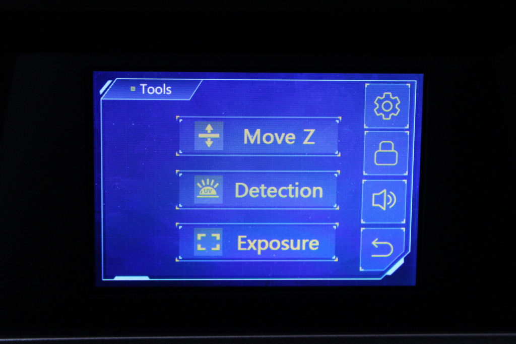 Anycubic-Photon-Mono-X-Review-Touchscreen-Interface-6