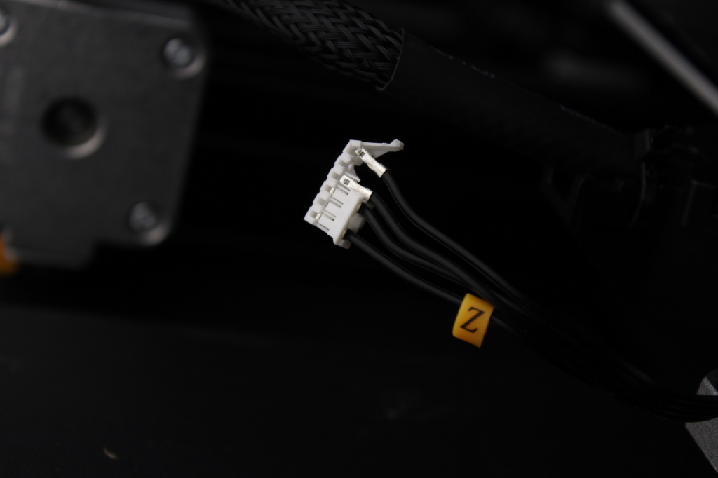 Damaged Z motor connector | Voxelab Aquila Review: Ender 3 V2 Alternative