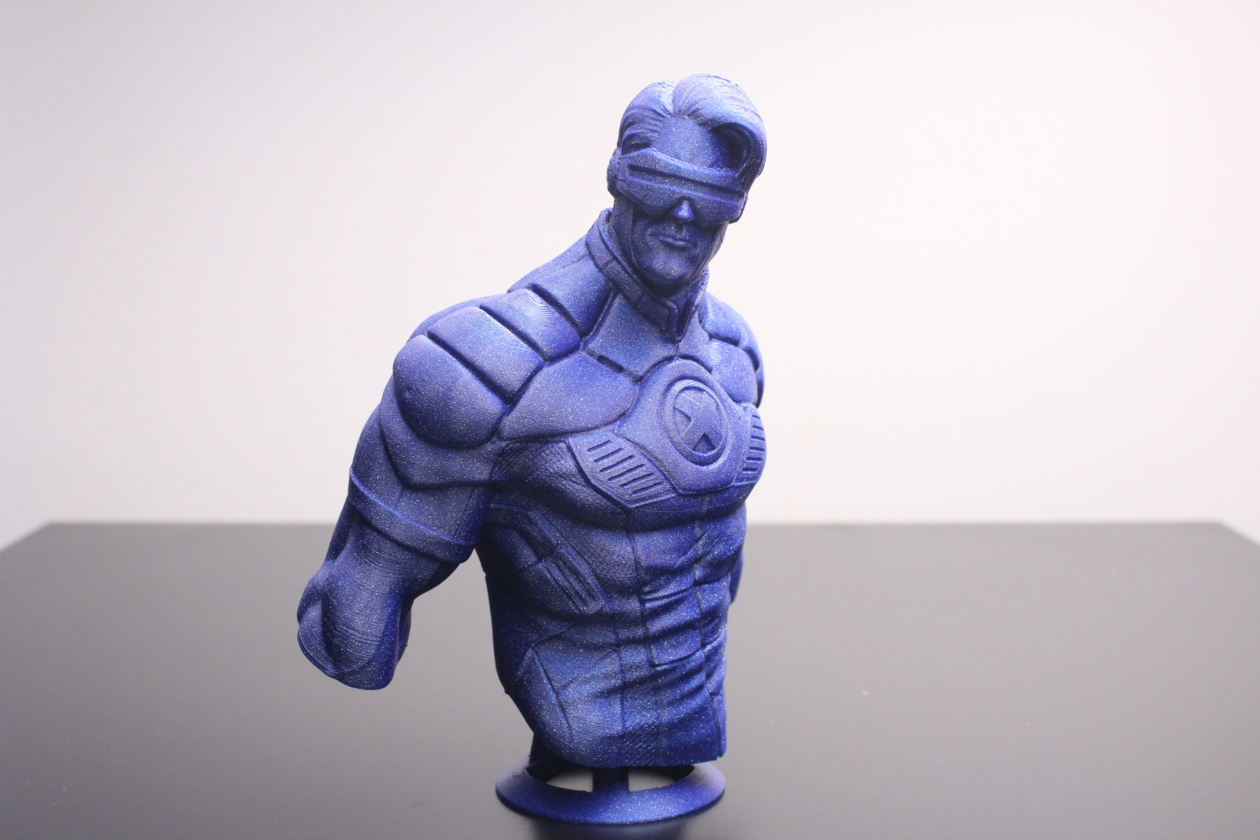 Cyclops printed with Glint filament Bad Lighting | The Quest for Perfect 3D Prints: Are those even possible?
