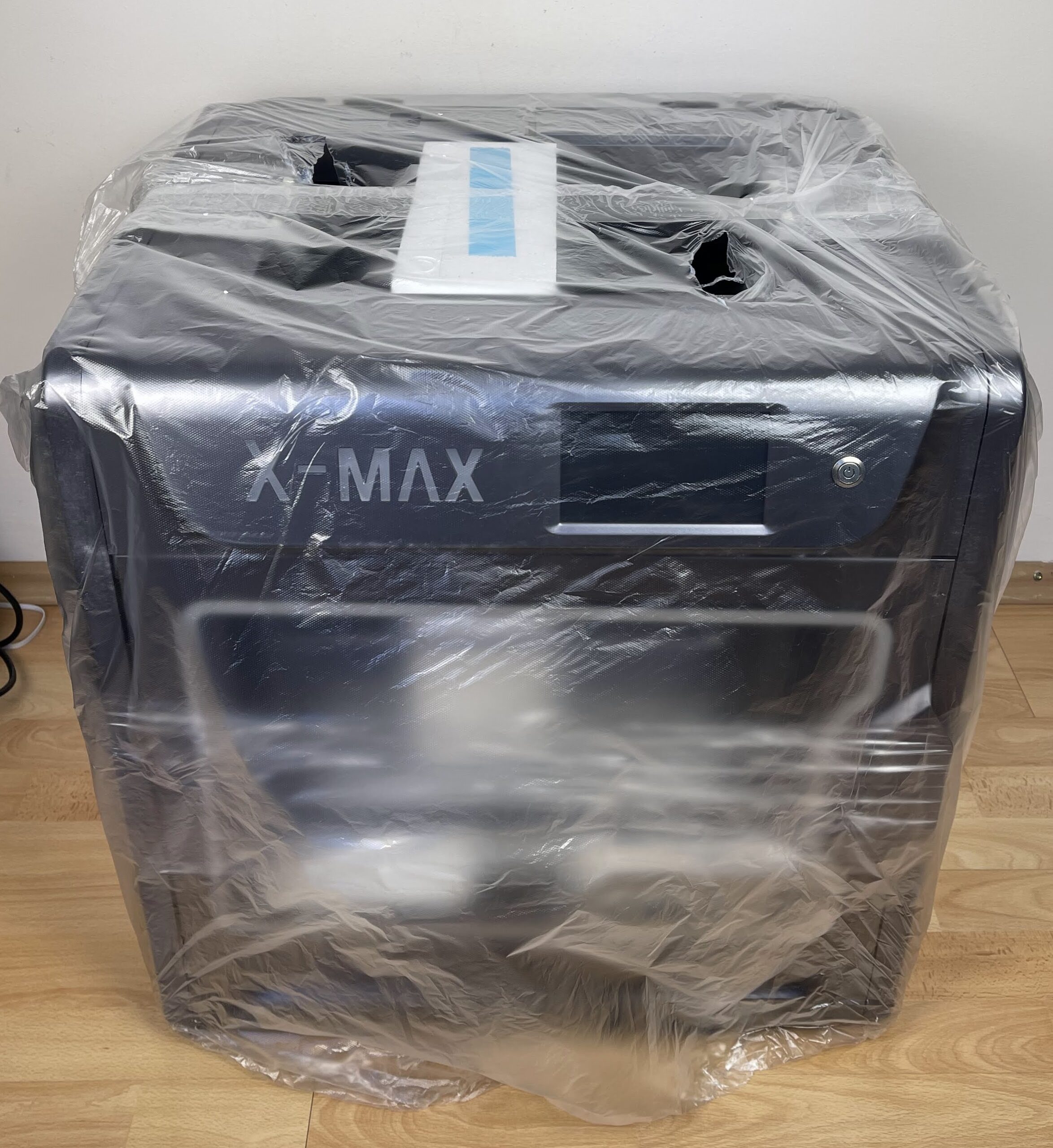 QIDI X MAX Review Packaging 4 scaled | QIDI X-MAX Review: Enclosed High-Temperature 3D Printer