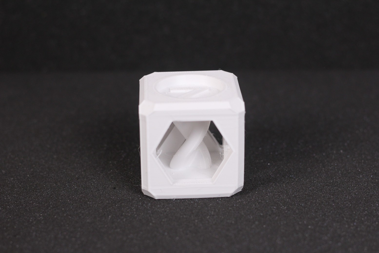 200 Helix Test Cube printed in PETG 2 | Creality Ender 2 Pro Review: Is it worth it?