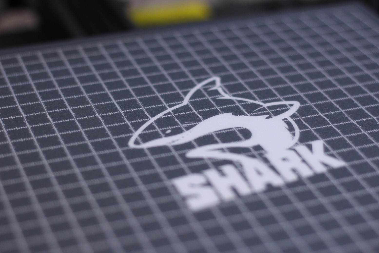 LOTMAXX Shark Magnetic Flex PLate 1 | LOTMAXX SC-10 Shark V2 Review: Dual Color Printing and Laser Engraving