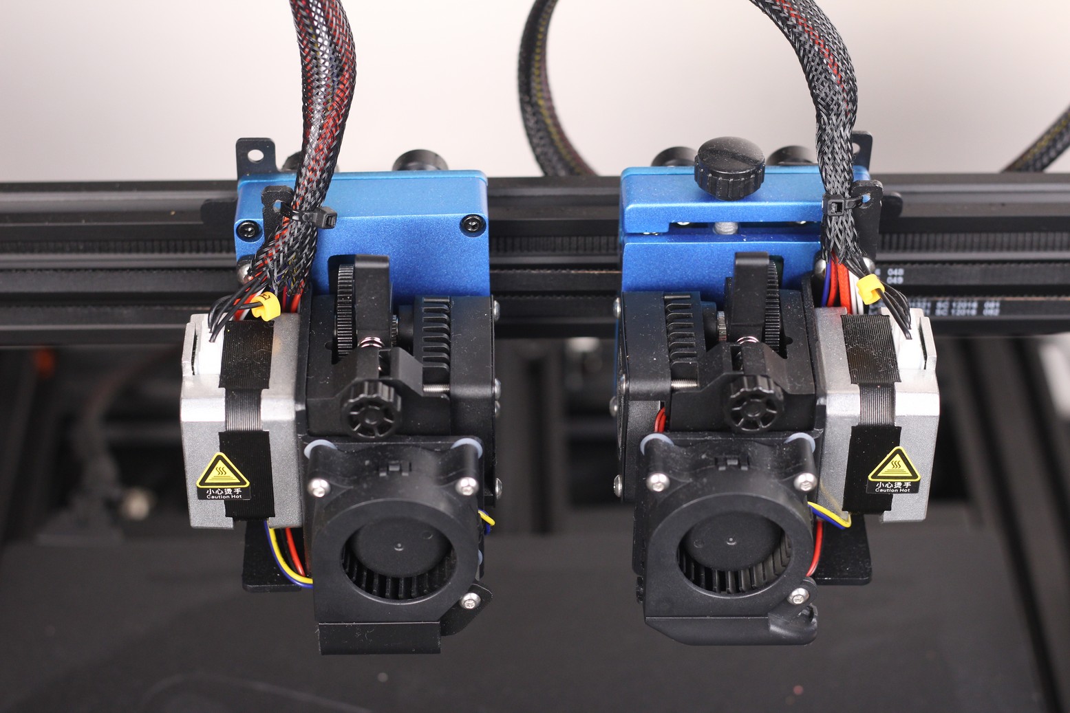 SOVOL SV04 Dual Direct Drive Extruders 1 | Sovol SV04 Review: Large Format IDEX 3D Printer