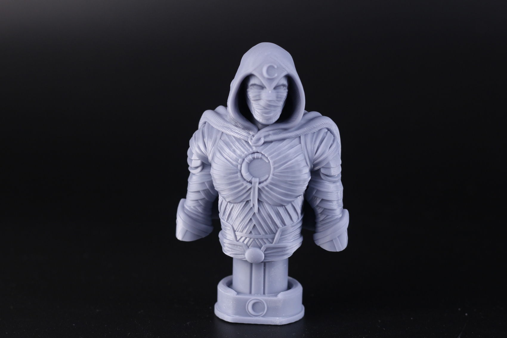 Moon Knight Bust Anycubic Photon M3 Review1 | Anycubic Photon M3 Review: Bridging the gap