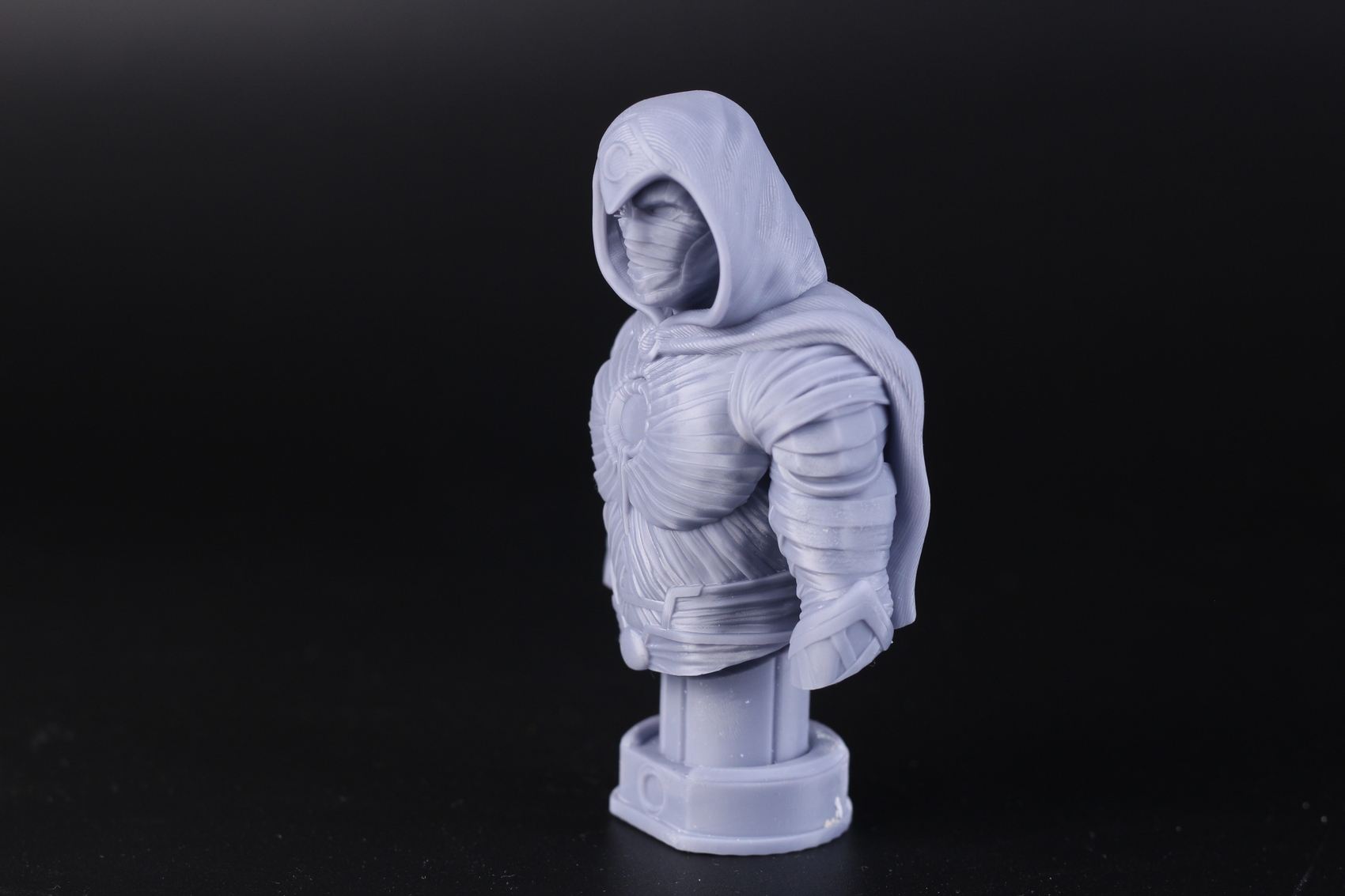Moon Knight Bust Anycubic Photon M3 Review3 | Anycubic Photon M3 Review: Bridging the gap