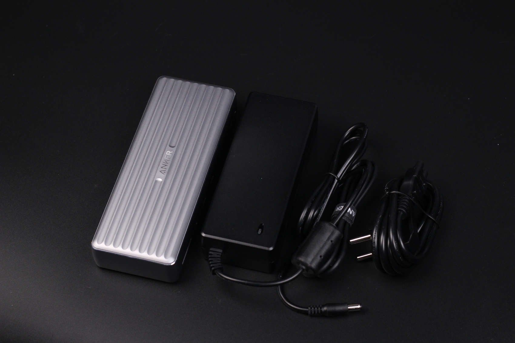 Anker Apex next to the power adapter | Anker Apex Review: 12-in-1 Thunderbolt 4 Dock