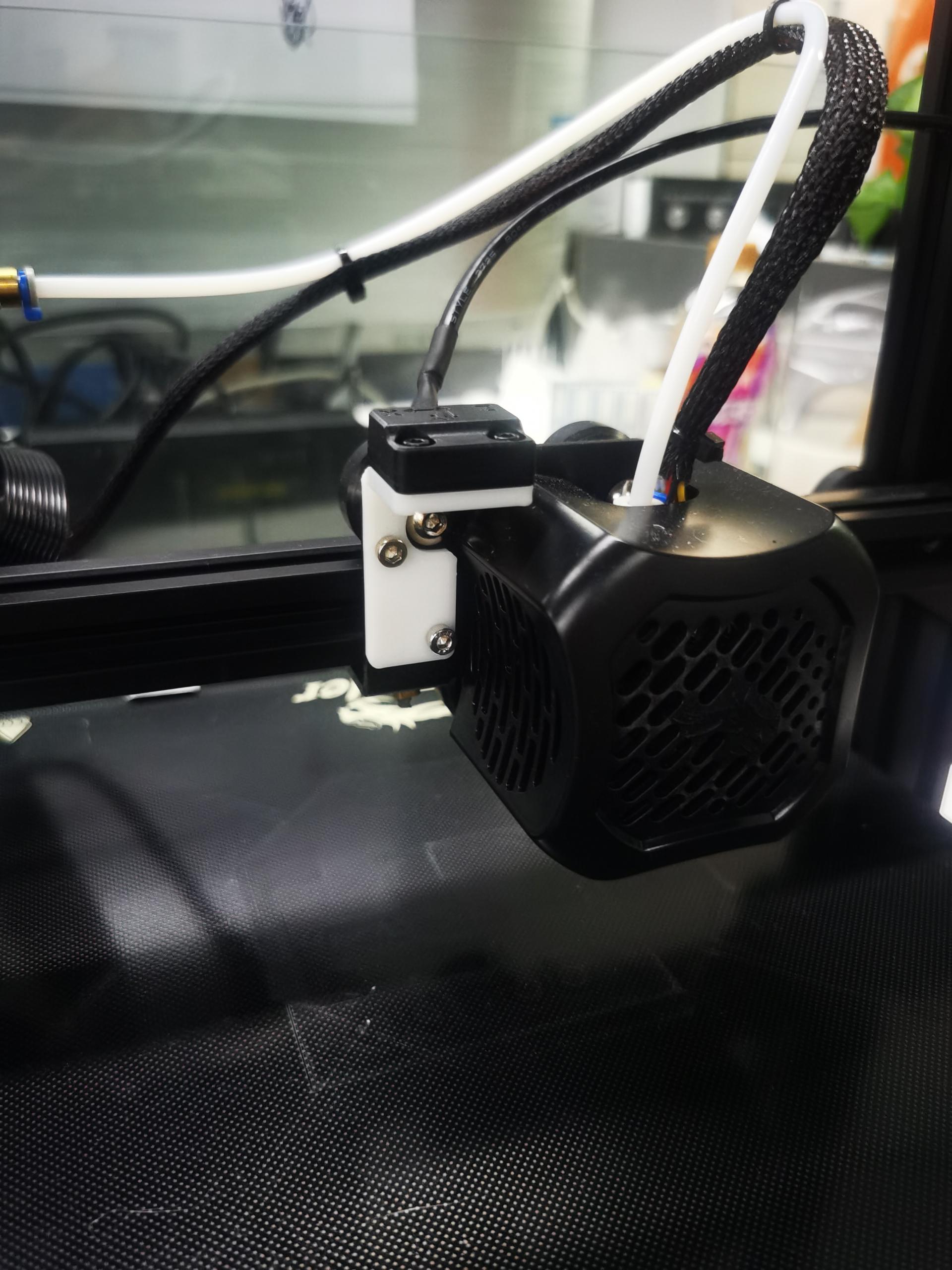 Sensor bracket Ender3 V2 stock | Creality Sonic Pad Review: Klipper Firmware with Compromises