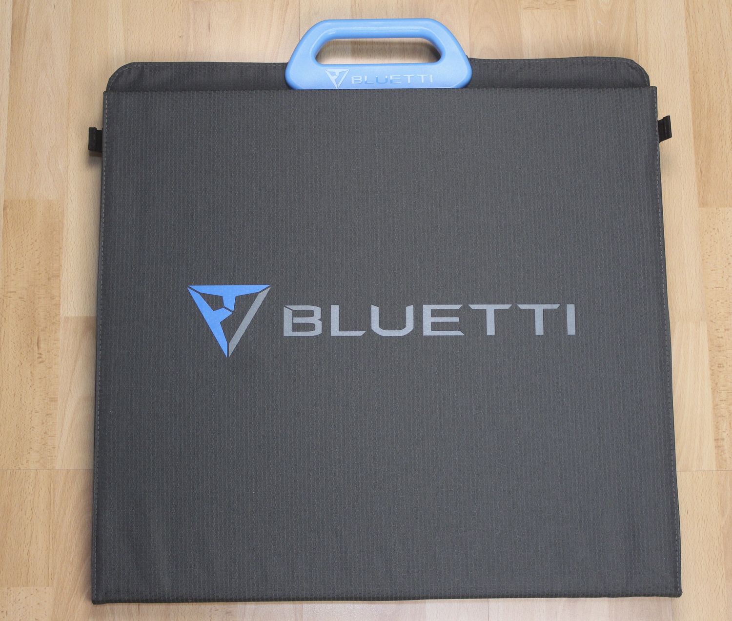 BLUETTI PV200 Solar Panel Review1 | Off-Grid 3D Printing with BLUETTI EB70S and PV200