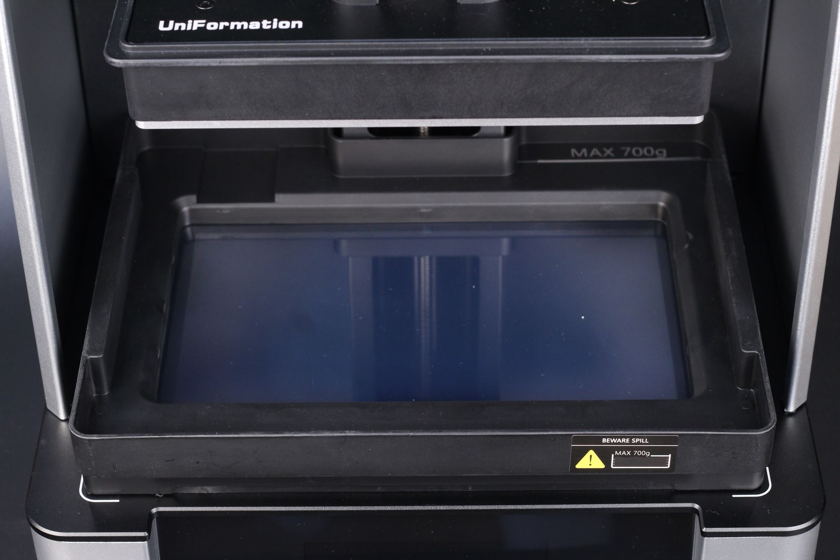 GKTWO Resin VAT1 | UniFormation GKTWO Review: With W230 and D265 Post Processing Kit