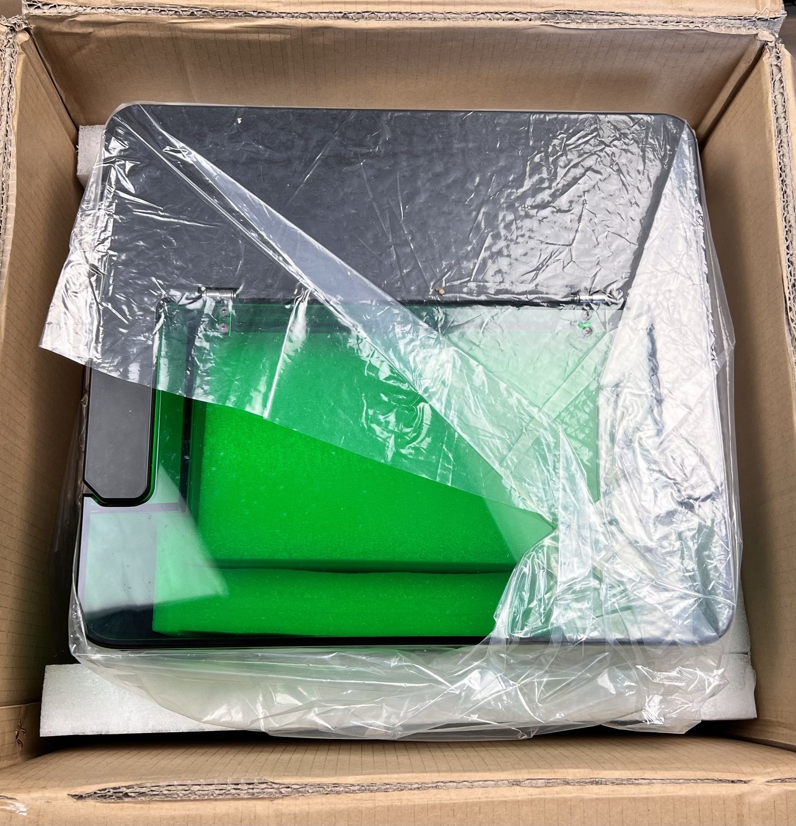 UniFormation GKTWO Resin Printing Kit Packaging7 | UniFormation GKTWO Review: With W230 and D265 Post Processing Kit