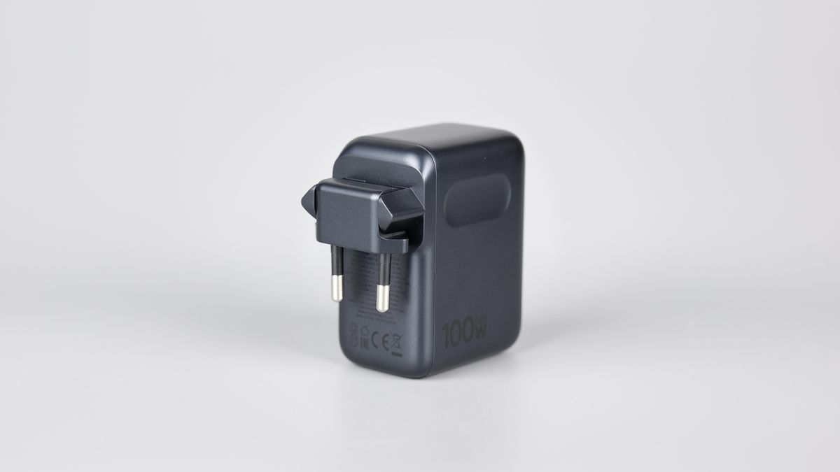 BASEUS PicoGO AE21 100W Charger GaN5 | Baseus Charging Solutions: Hands-on Review BASEUS PicoGO AE21 100W Charger GaN5 | Baseus Charging Solutions: Hands-on Review